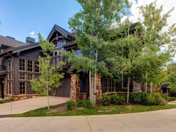 Experience Luxury Ski-In/Ski-Out Living in Deer Valley