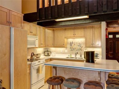 Breckenridge 1 Bedroom Vacation Condo Walk to Lifts