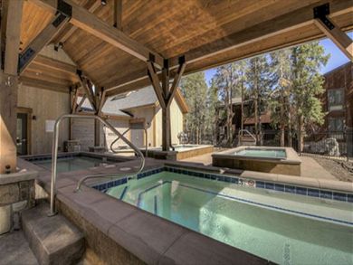 Breckenridge Vacation Condo Sleeps Eight Guests.