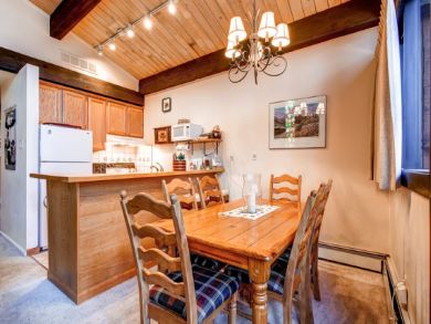 Breckenridge Vacation Condo Sleeps Eight Guests.