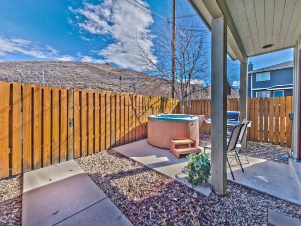 Mountain Views Park City Vacation Home Sleeps 12 Guests