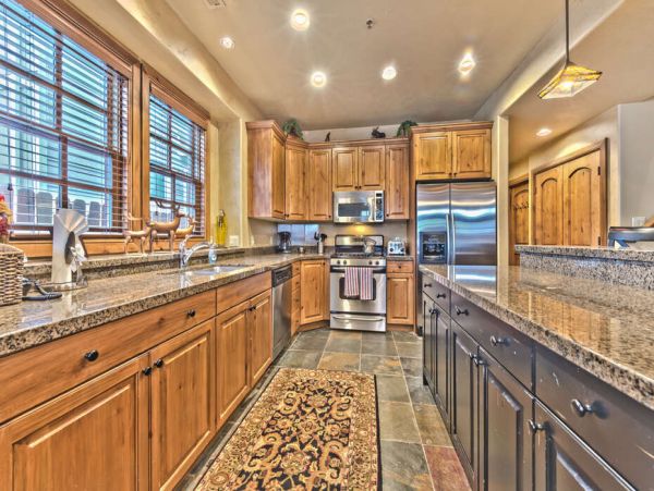 Mountain Views Park City Vacation Home Sleeps 12 Guests
