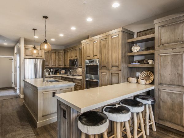 Beautiful Vacation Townhome Rental with 4 Bedrooms Sleeps 12