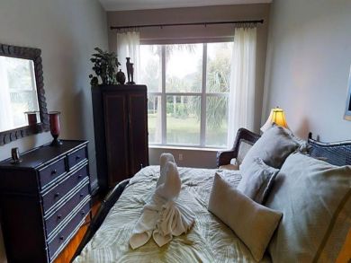 Fort Myers Vacation Townhouse Sleeps Eight Guests.