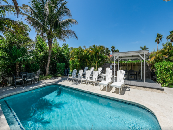 Bradenton Beach  3 Bedroom Bayfront Condo Sleeps 8  Guests