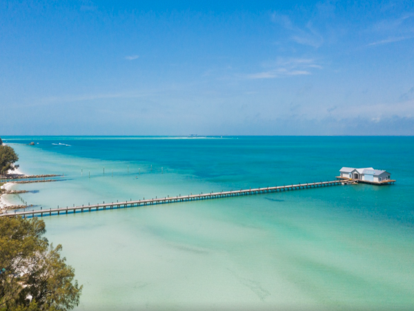 Bradenton Beach  3 Bedroom Bayfront Condo Sleeps 8  Guests