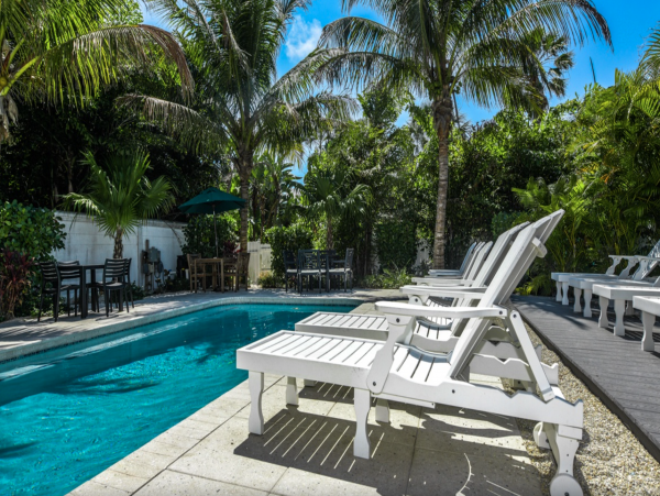 Bradenton Beach  3 Bedroom Bayfront Condo Sleeps 8  Guests