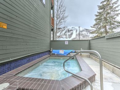 Park City Utah Ski Vacation Condo Sleeps 4 Guests