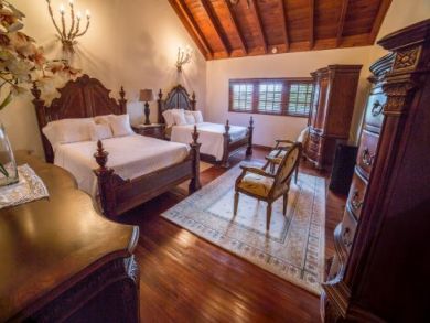 Dominican Republic 8 Bedroom Vacation Home Sleeps 18 Guests