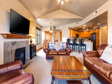 What a Stunning Three Bedroom Rental What a Stunning Three Bedroom Rental