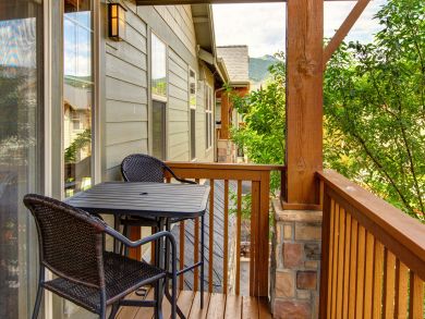 What a Stunning Three Bedroom Rental What a Stunning Three Bedroom Rental