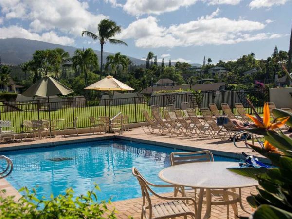 Napili Oceanfront One Bedroom Plus Loft Vacation Condo