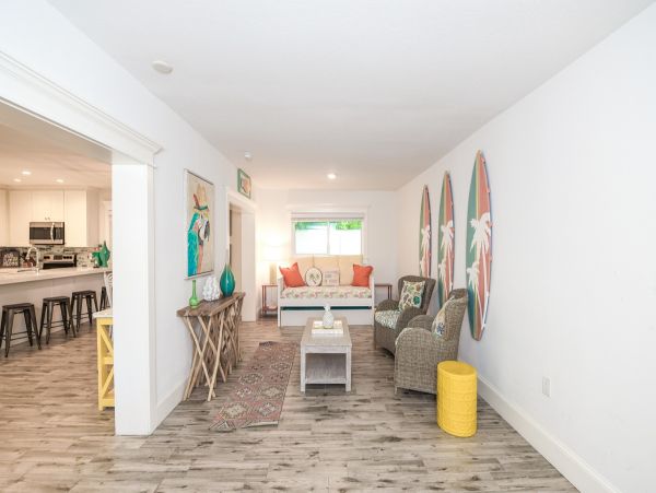 Bradenton Beach One Bedroom Rental Condo Short Walk to Beach