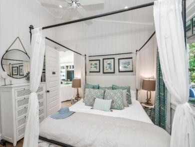 Holmes Beach Luxury Beachfront 4 Bedroom Vacation Home