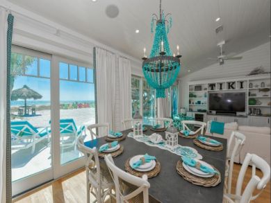 Holmes Beach Luxury Beachfront 4 Bedroom Vacation Home