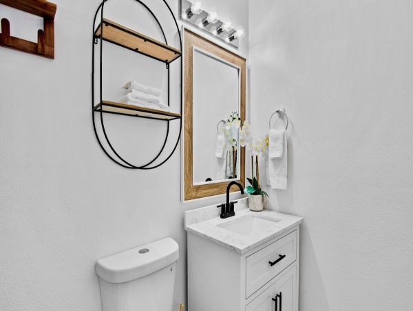 Anna Maria Island Vacation Rental - Bayside Retreat with Pool & Patio