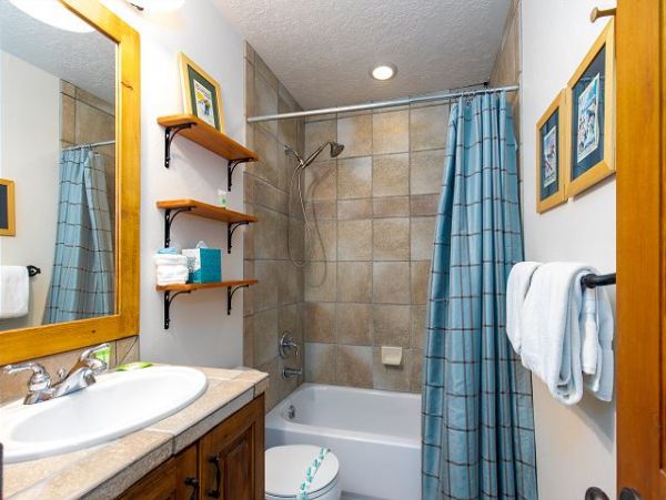 Spacious Mountain Retreat with Hot Tub & Great Location