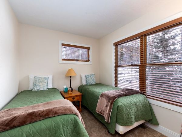 Spacious Mountain Retreat with Hot Tub & Great Location