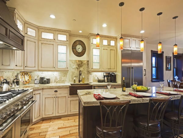 Modern Luxury Vacation Rental with 3 Bedrooms in Park City