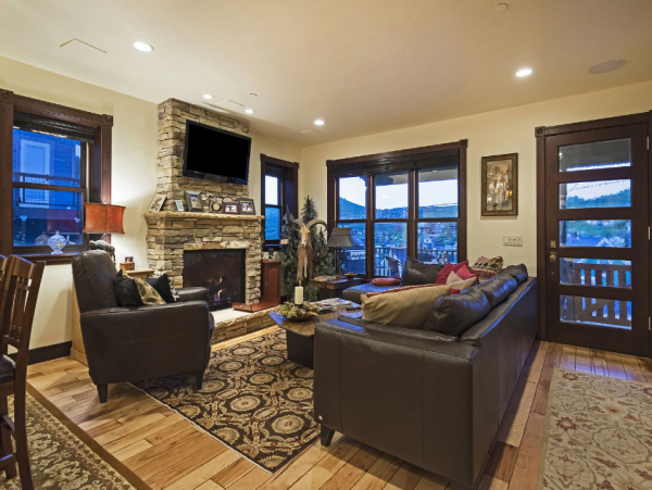Modern Luxury Vacation Rental with 3 Bedrooms in Park City