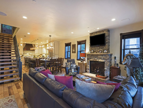 Modern Luxury Vacation Rental with 3 Bedrooms in Park City