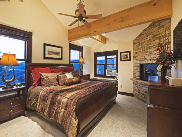Modern Luxury Vacation Rental with 3 Bedrooms in Park City