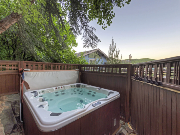 Modern Luxury Vacation Rental with 3 Bedrooms in Park City