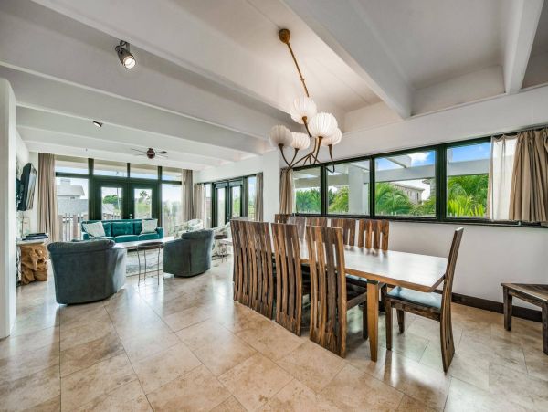 Anna Maria Amazing 7 Bedroom Home with a Beautiful Pool
