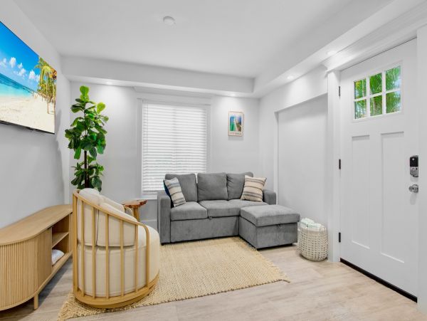 Anna Maria Island Vacation Rental - Beach Condo with Pool & Bay Access