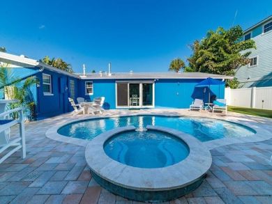 Holmes Beach Vacation Rental Sleeps Six Guests