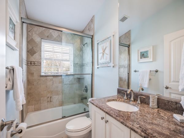 Holmes Beach Vacation Rental Pool Home Five Bedrooms