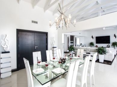 Saint Maarten Vacation Home Sleeps twelve Guests.