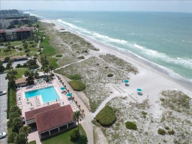 Longboat Key Vacation Condo Sleeps Six Guests.