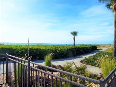 Longboat Key Vacation Condo Sleeps Six Guests.