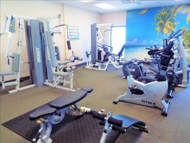 Longboat Key Vacation Condo Sleeps Six Guests.