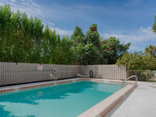 Newly Renovated Two Bedroom Condo with Amazing Location