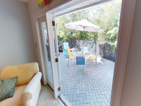 Longboat Key Vacation Condo Sleeps Six Guests.