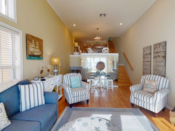 Madeira Vacation Townhouse Sleeps Eight Guests
