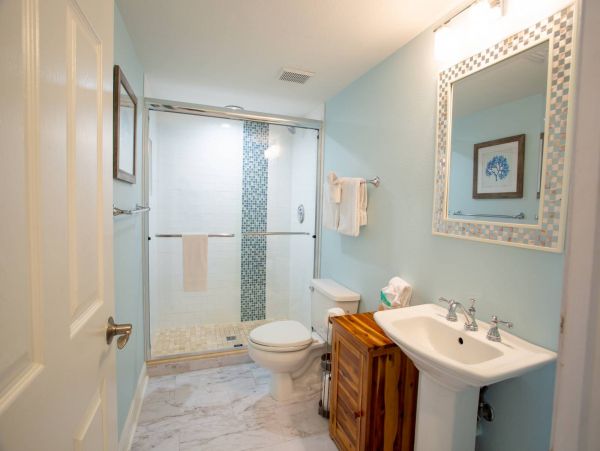 Madeira Vacation Townhouse Sleeps Eight Guests