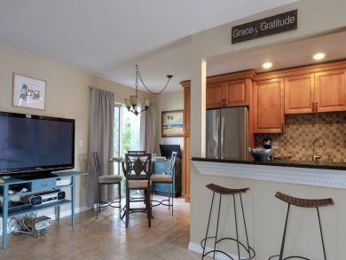 Anna Maria Island Holmes Beach Condo 923318 Anna Maria Island Holmes Beach Condo 923318