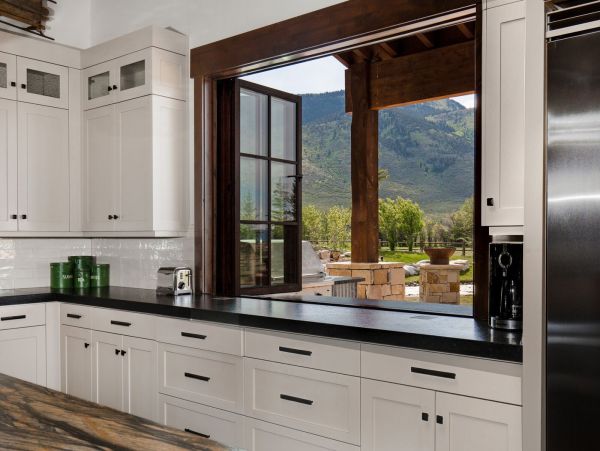 Oakley Luxury Vacation Home Mountain Views 22 Guests