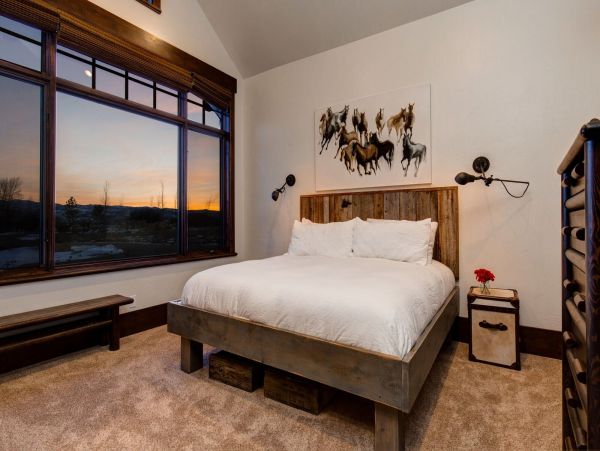 Oakley Luxury Vacation Home Mountain Views 22 Guests