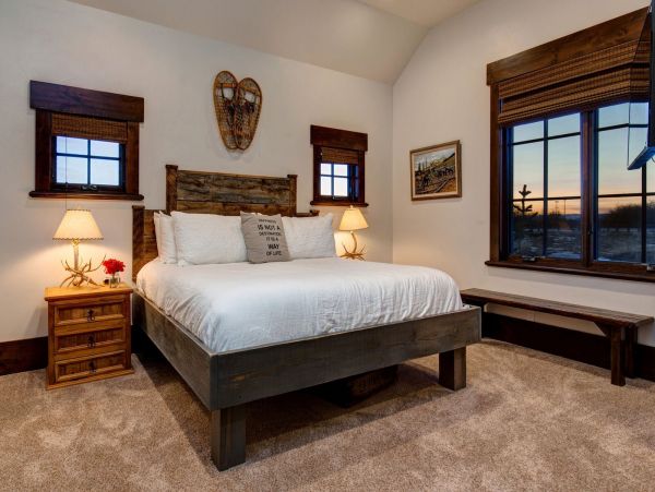 Oakley Luxury Vacation Home Mountain Views 22 Guests