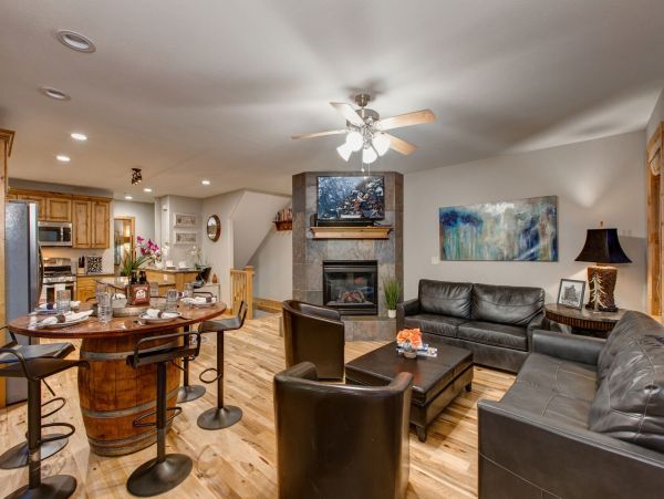 Very Convenient location short walk to Main Street and slope