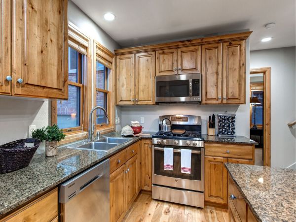 Very Convenient location short walk to Main Street and slope