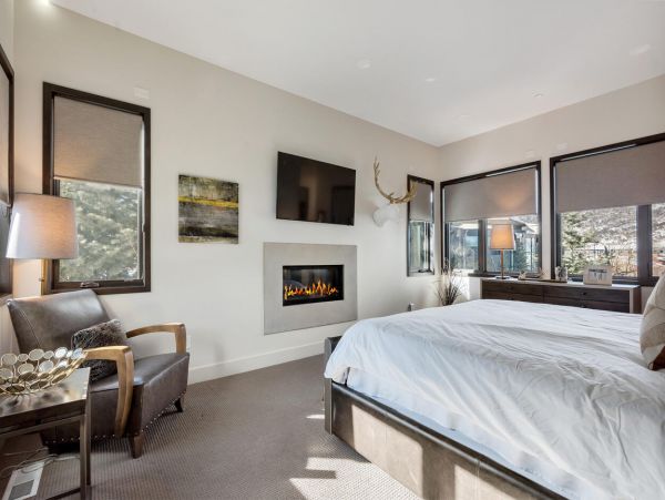 Walk to Ski Lifts Park City Luxury Vacation Home Six Bedrooms