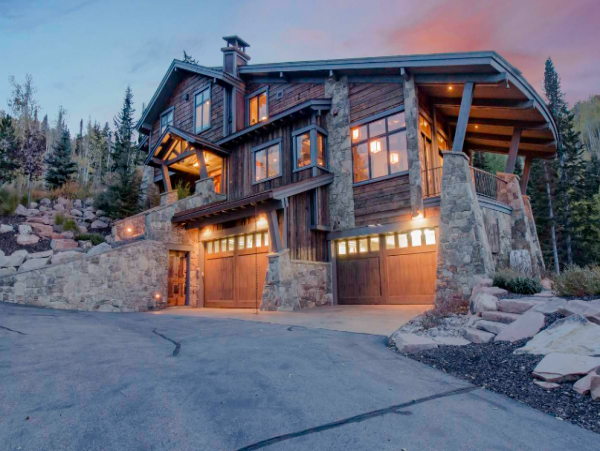 Elegant Luxury Park City Estate Home A Mixture of Fashion & Function