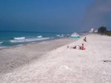 Longboat Key Vacation Condo Sleeps Four Guests