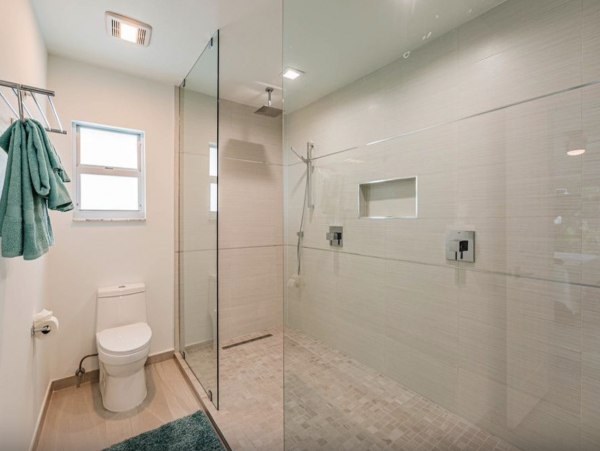 Marco Island Vacation Home Sleeps Six Guests
