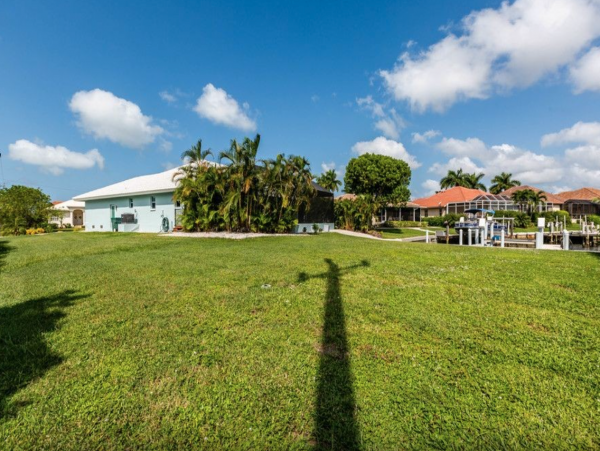 Marco Island Vacation Home Sleeps Six Guests